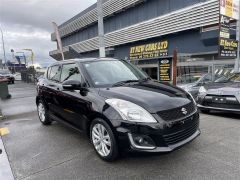 Photo of the vehicle Suzuki Swift