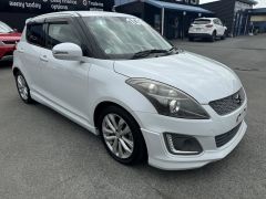 Photo of the vehicle Suzuki Swift