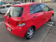 Photo of the vehicle Toyota Vitz