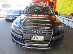 Photo of the vehicle Audi Q7