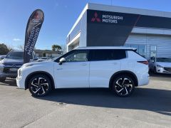 Photo of the vehicle Mitsubishi Outlander