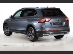 Photo of the vehicle Volkswagen Tiguan