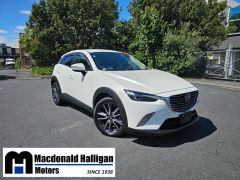 Photo of the vehicle Mazda CX-3