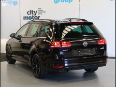 Photo of the vehicle Volkswagen Golf