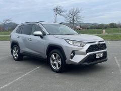 Photo of the vehicle Toyota RAV4