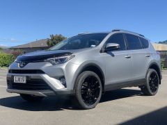 Photo of the vehicle Toyota RAV4