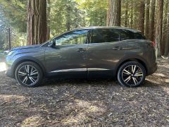 Photo of the vehicle Peugeot 3008