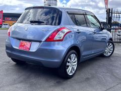 Photo of the vehicle Suzuki Swift