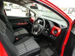 Photo of the vehicle Toyota Vitz