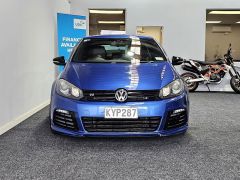 Photo of the vehicle Volkswagen Golf