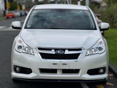 Photo of the vehicle Subaru Legacy