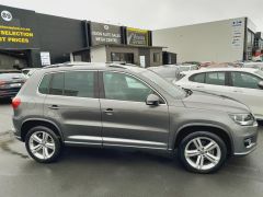 Photo of the vehicle Volkswagen Tiguan