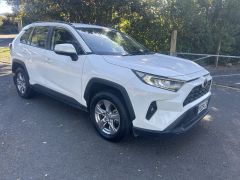 Photo of the vehicle Toyota RAV4