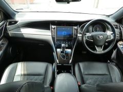 Photo of the vehicle Toyota Harrier