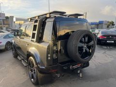 Photo of the vehicle Land Rover Defender