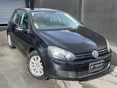 Photo of the vehicle Volkswagen Golf