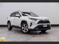 Photo of the vehicle Toyota RAV4