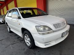 Photo of the vehicle Toyota Harrier