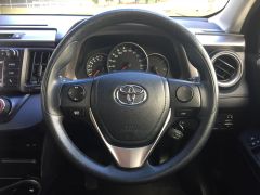 Photo of the vehicle Toyota RAV4