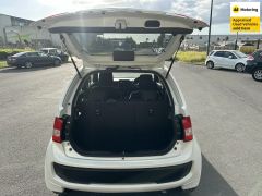 Photo of the vehicle Suzuki Ignis