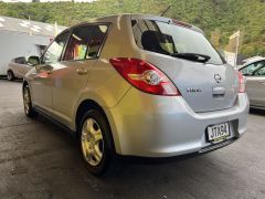 Photo of the vehicle Nissan Tiida