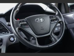 Photo of the vehicle Hyundai Sonata