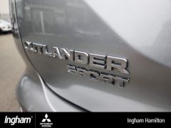 Photo of the vehicle Mitsubishi Outlander