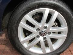 Photo of the vehicle Volkswagen Golf