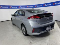 Photo of the vehicle Hyundai IONIQ