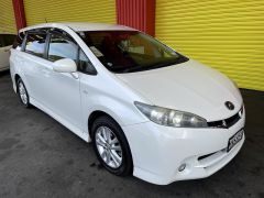 Photo of the vehicle Toyota Wish