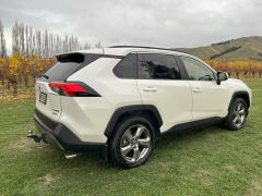 Photo of the vehicle Toyota RAV4