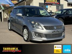 Photo of the vehicle Suzuki Swift