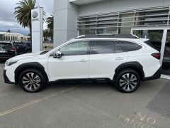 Photo of the vehicle Subaru Outback