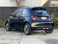 Photo of the vehicle Fiat 500