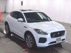 Photo of the vehicle Jaguar E-Pace