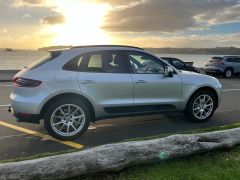 Photo of the vehicle Porsche Macan