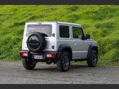 Photo of the vehicle Suzuki Jimny