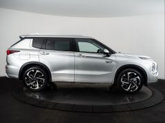 Photo of the vehicle Mitsubishi Outlander