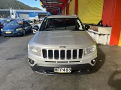 Photo of the vehicle Jeep Compass