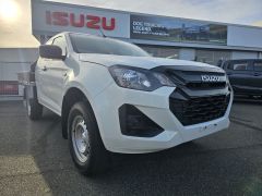 Photo of the vehicle Isuzu D-Max