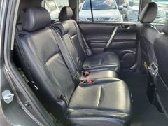 Photo of the vehicle Toyota Highlander