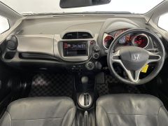 Photo of the vehicle Honda Fit