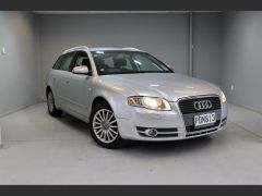 Photo of the vehicle Audi A4