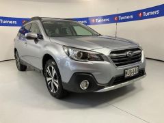 Photo of the vehicle Subaru Outback