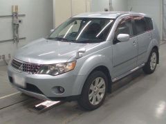 Photo of the vehicle Mitsubishi Outlander