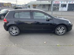 Photo of the vehicle Volkswagen Golf