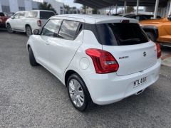 Photo of the vehicle Suzuki Swift