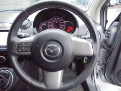 Photo of the vehicle Mazda Demio