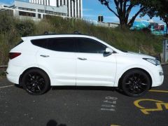 Photo of the vehicle Hyundai Santa Fe