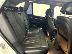 Photo of the vehicle BMW X5